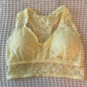 Maurice’s light yellow bralette w/ lace detailing